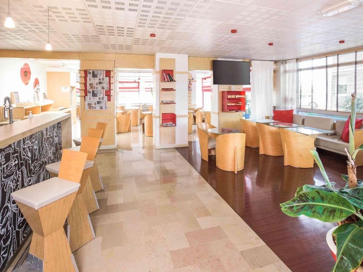 Готель Ibis Saint Brieuc Yffiniac Екстер'єр фото