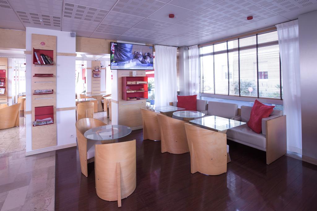 Готель Ibis Saint Brieuc Yffiniac Екстер'єр фото